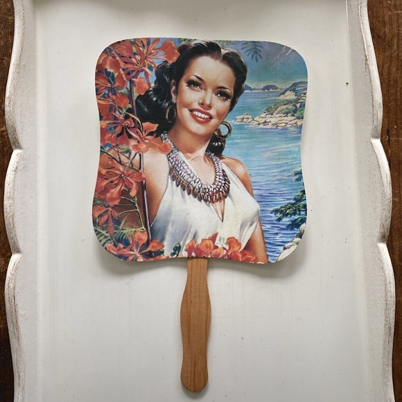 Buffalo Exchange Vintage Hawaii Pin Up Girl Promotional Paper Hand Fan Ephemera - Picture 8 of 10